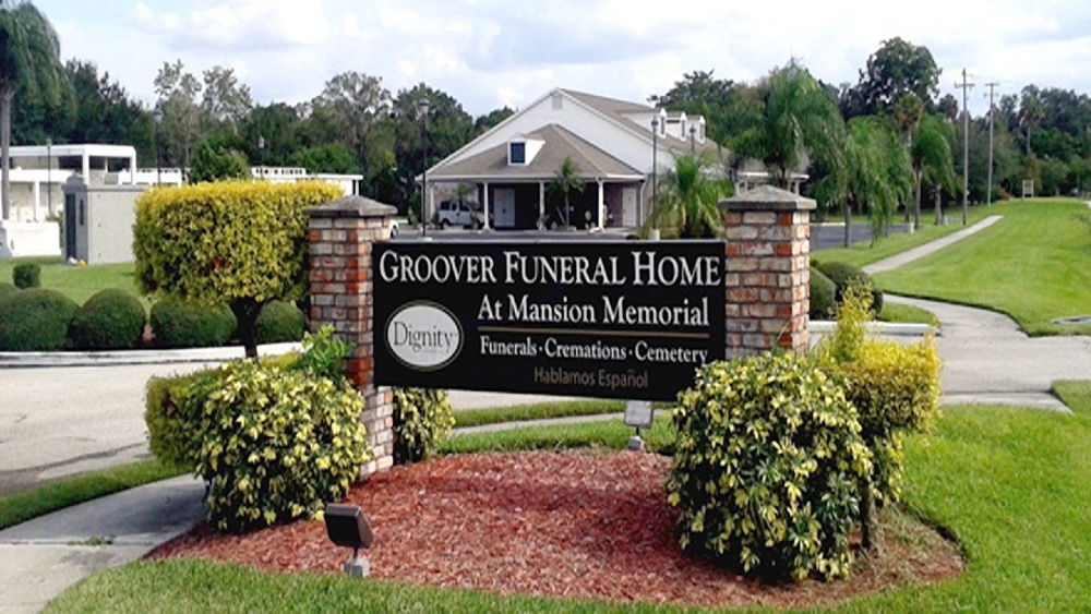 Groover Funeral Home Florida image